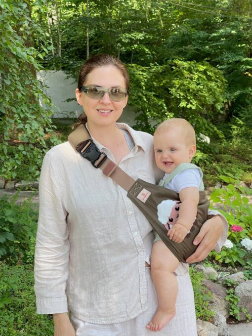 Perfect Toddler Carrier Green Little Lamp